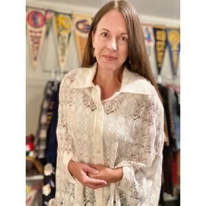 Vintage Lace Knit Cape with Collar and Buttons, Boho 1970s, Women's M L